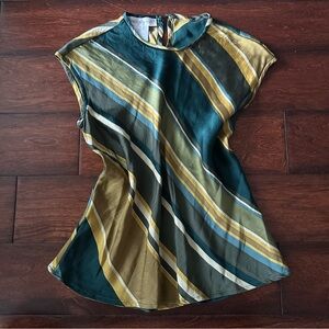 Jones New York 100% silk top size 4